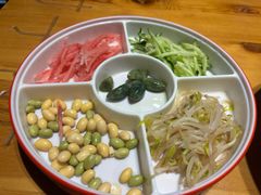 -肘子酥·天津菜·特色捞面(德云社店)