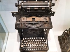 -陆汉斌打字机博物馆