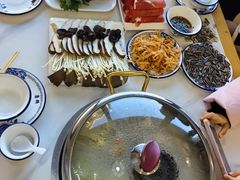 -朴小妹人参鸡汤火锅(长白山万达店)