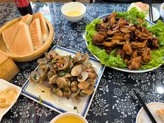 -八两八金·莱芜特色炒鸡(市南漳浦路店)