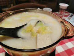 鸡汤豆腐煮青菜-西贝莜面村(东莞壹号广场店)