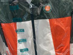 -福奈特洗衣·洗鞋·奢侈品护理(百联中环店)