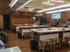 -老东镇啤酒屋海鲜加工·蒸汽海鲜·海鲜烧烤(台东店)