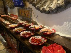 -老牌坊云南鱼豆花火锅(爱建店)