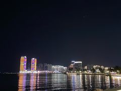 -万绿园