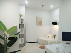 -百联临沂购物中心(临沂路店)