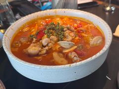 -Ameigo梅果·云贵川bistro(长宁来福士店)