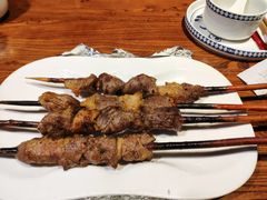 红柳烤肉-纳瓦新疆菜(银都店)