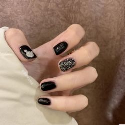 -ZX·美睫设计师汇聚店