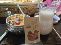 -桥边小楼·手工云南菜·古城观景小楼