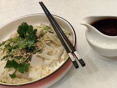 -汗腾格里·风味餐厅(新疆驻京办店)