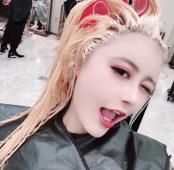 点击看大图 -V HAIR SALON造型