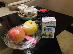 -深圳君逸国际酒店(龙岗横岗塘坑地铁站店)