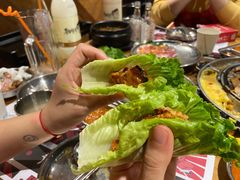 -青瓦炭韩潮烤肉(花园道店)