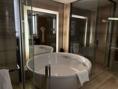 -天津梅江中心皇冠假日酒店