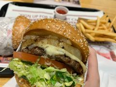 -The Habit Burger Grill 哈比特汉堡(爱琴海店)