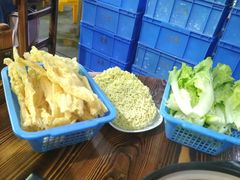 -吉品莞家·鲍鱼鸡煲(东莞店)