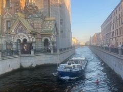 -滴血救世主教堂