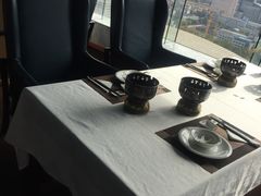 -云顶旋转自助景观餐厅