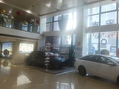 -上汽荣威体验中心(徐汇东安路店)