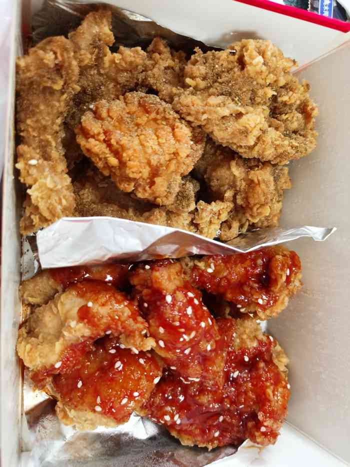 efc韩国炸鸡-"左手肥宅快乐水,右手炸鸡,所有的委屈痛苦.