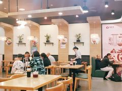 大堂-李先生牛肉面大王(成都东站西广场店)