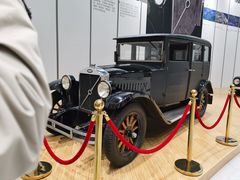 -杭州中沃沃尔沃4S店(滨江区店)