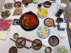 -贵府酸汤牛肉火锅·贵州老字号(飞山街店)