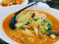 辣海鲜面-桃园中华料理炸酱面(燕儿岛路店)