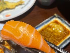 三文鱼手握-松子料理(白家庄店)