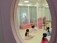 -韵姿少儿舞蹈(北外滩校区)