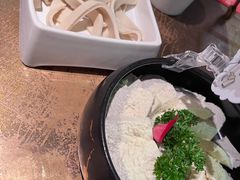 -左庭右院鲜牛肉火锅(新梅广场店)
