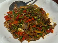 -三湘四水正宗湘菜(君峰路店)