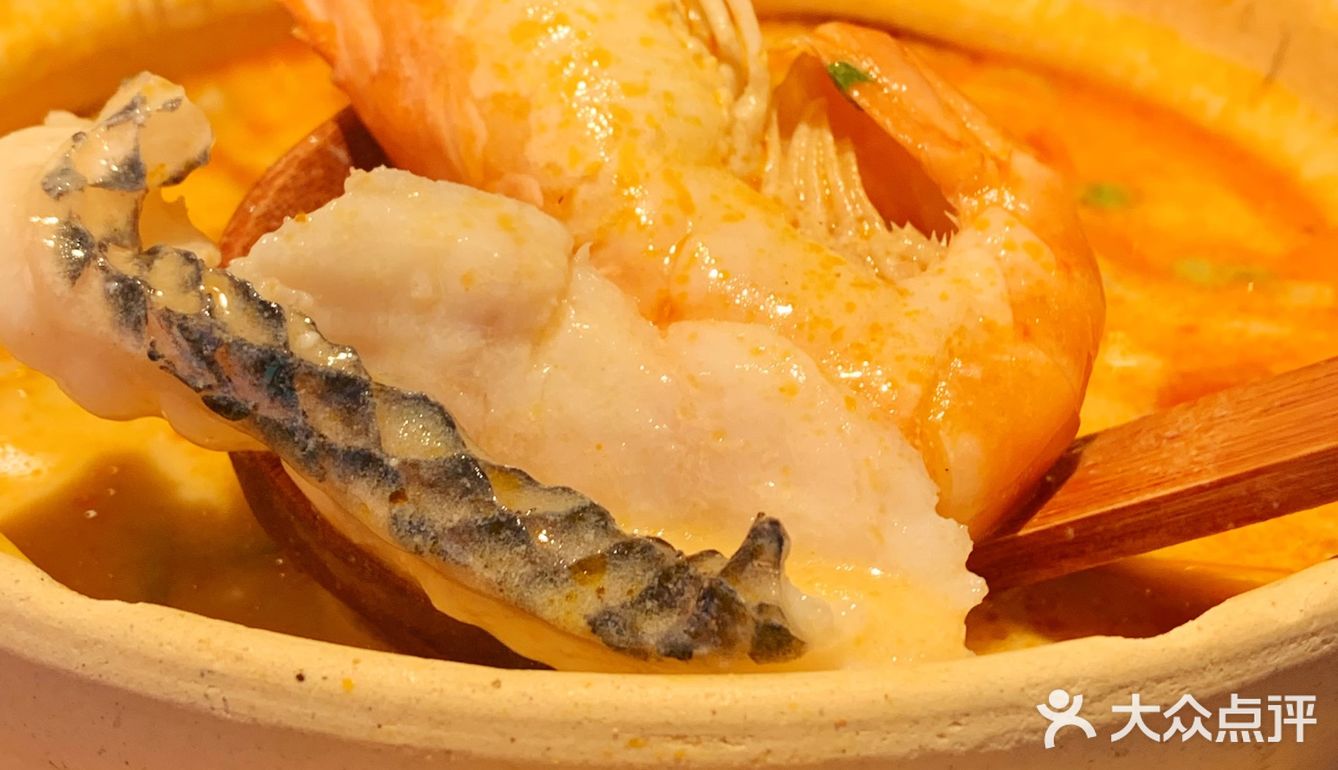 你怎么知道我又来吃泰国菜了？[调皮]