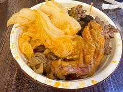 -丽丽三鲜螺蛳粉(田林路店)