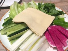 大丰收-四姐妹东北饺子(沙尾路店)