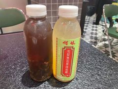 -何妹湿辣牛肉·粤式烧烤砂煲(桂雅路店)