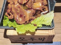 辣椒酱炒五花肉-冰川延边料理·炭烤串(原小木屋店)