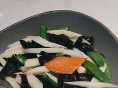 甜豆云耳炒山药-鹿港小镇(金虹桥国际中心店)