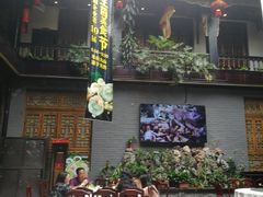 -蔼若春.传承三十年云南菜(金碧公园店)