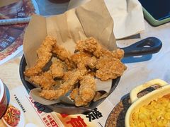 -必胜客(上海新南方商城PH店)