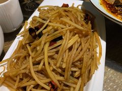 醋溜土豆丝-渝信川菜 · 川味家常菜(长安店)