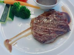 煎T骨牛排配黑椒汁-北京友谊宾馆·俄罗斯餐厅