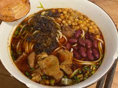 -麻婆婆白家肥肠粉(海岸城店)