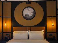 -万泊酒店(长沙五一广场国金中心店)