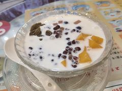 -广信牛奶甜品世家(万象城店)