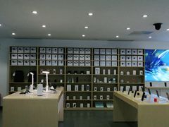 -华为授权体验店(万航渡路)