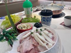 -洪氏嗨捞·广东猪肚鸡·椰子鸡火锅(西咸万象城店)