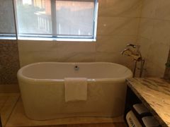 iphone_upload_pic-月亮河温泉度假酒店