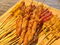 -老街烧烤大排档·地道湖北菜·龙虾馆(汉口火车站店)